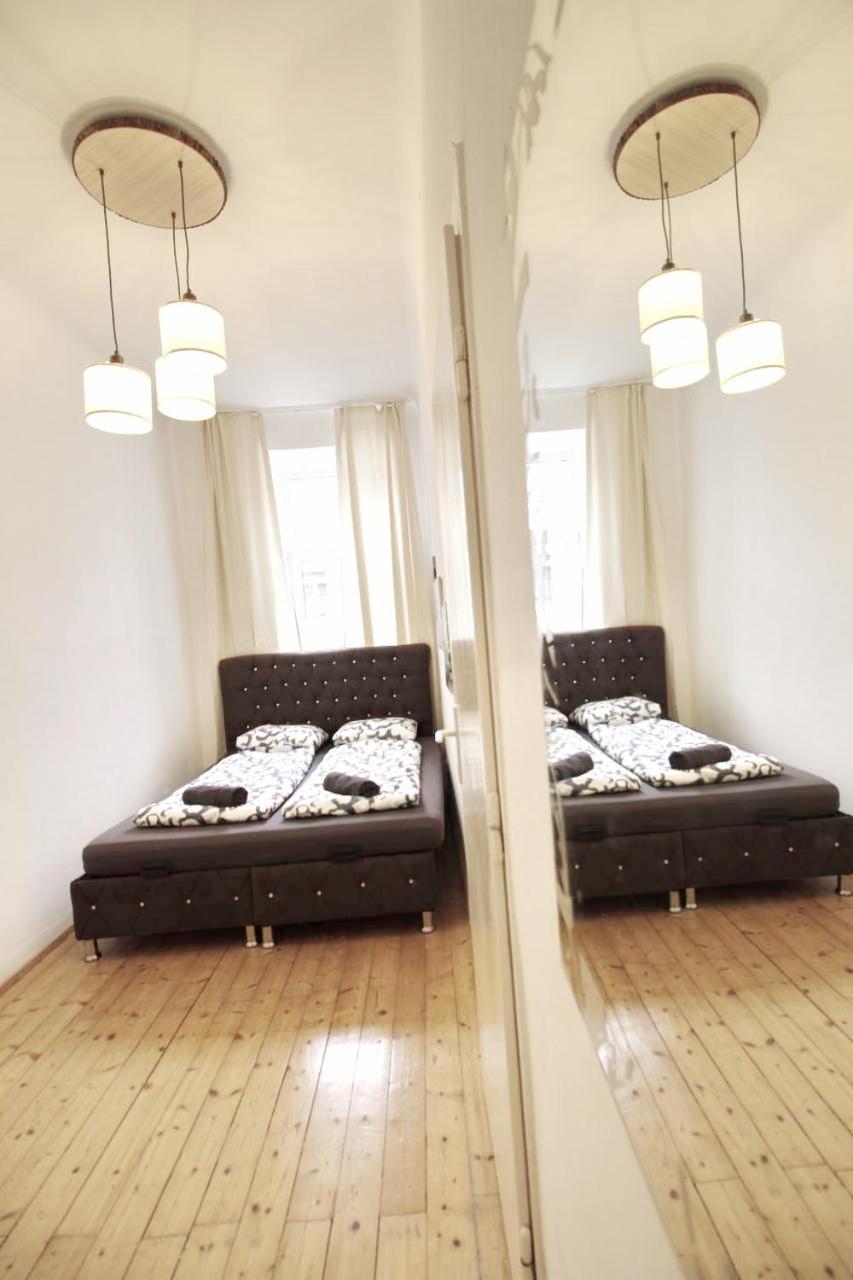 Comfortable Rooms Near Schoenbrunn Palace Hl Viena Exterior foto